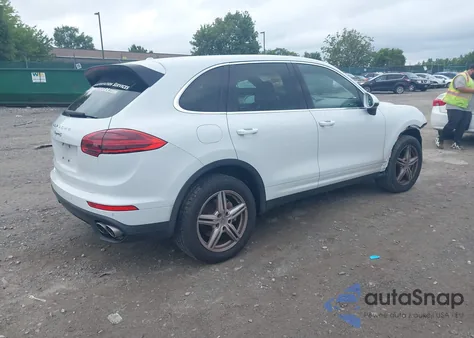 2015 Porsche Cayenne S z USA, uszkodzony, nr VIN WP1AB2A28FLA57059
